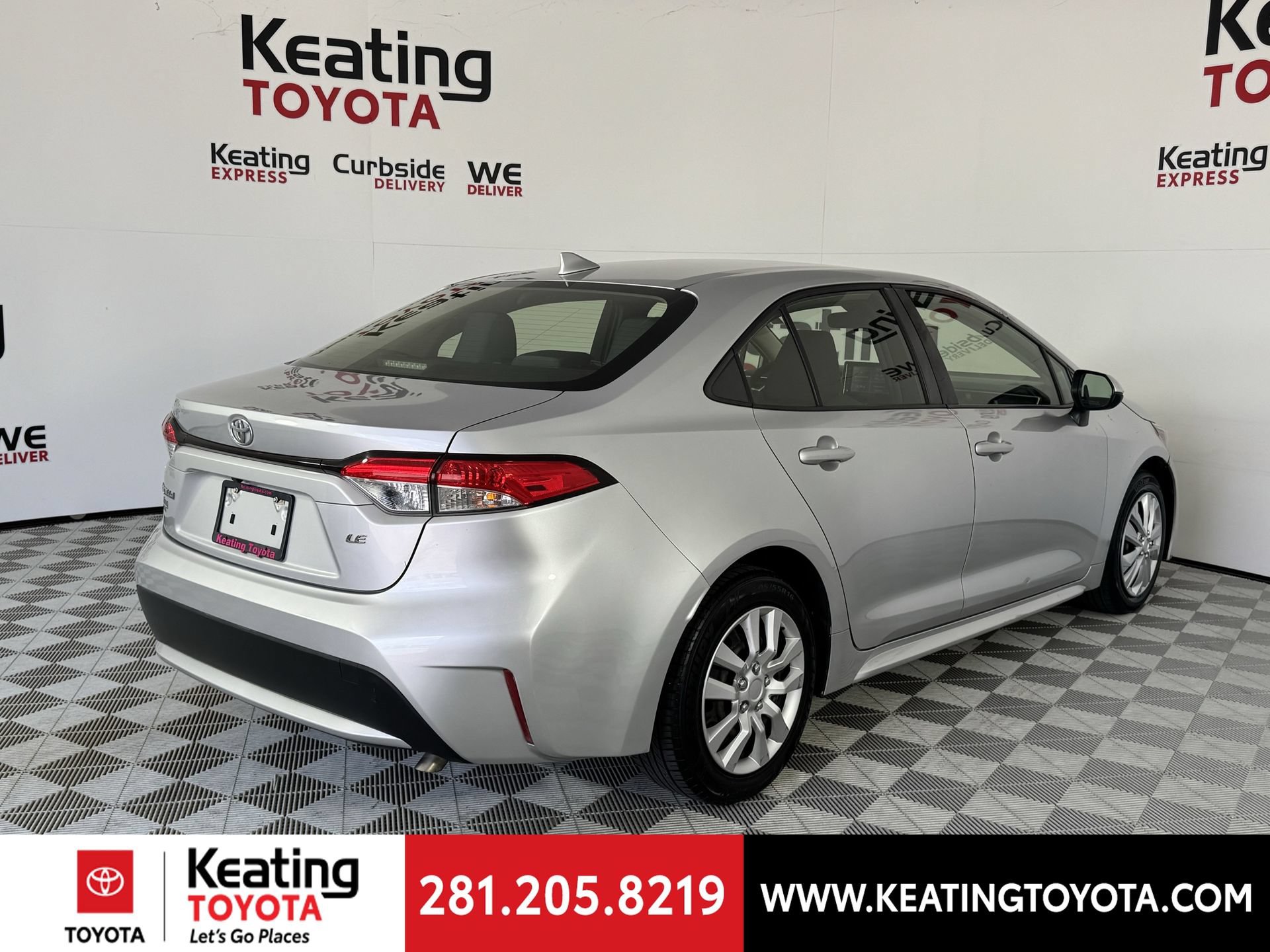 Used 2020 Toyota Corolla LE FWD image 5