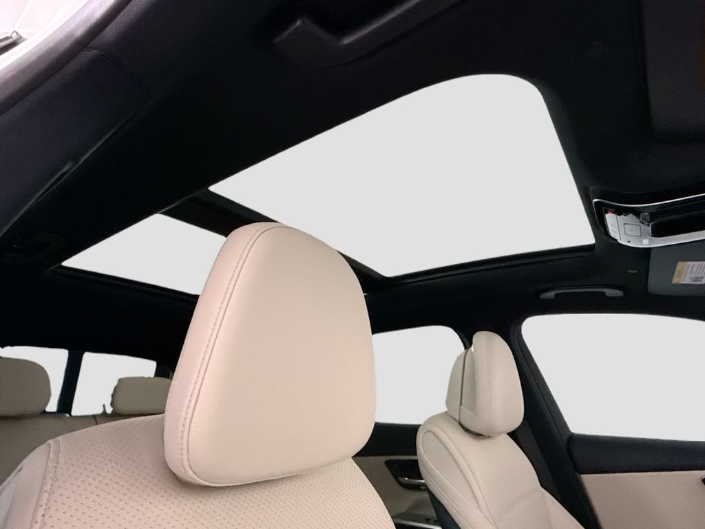 Certified 2026 Mercedes-Benz GLC 300 4MATIC image 18