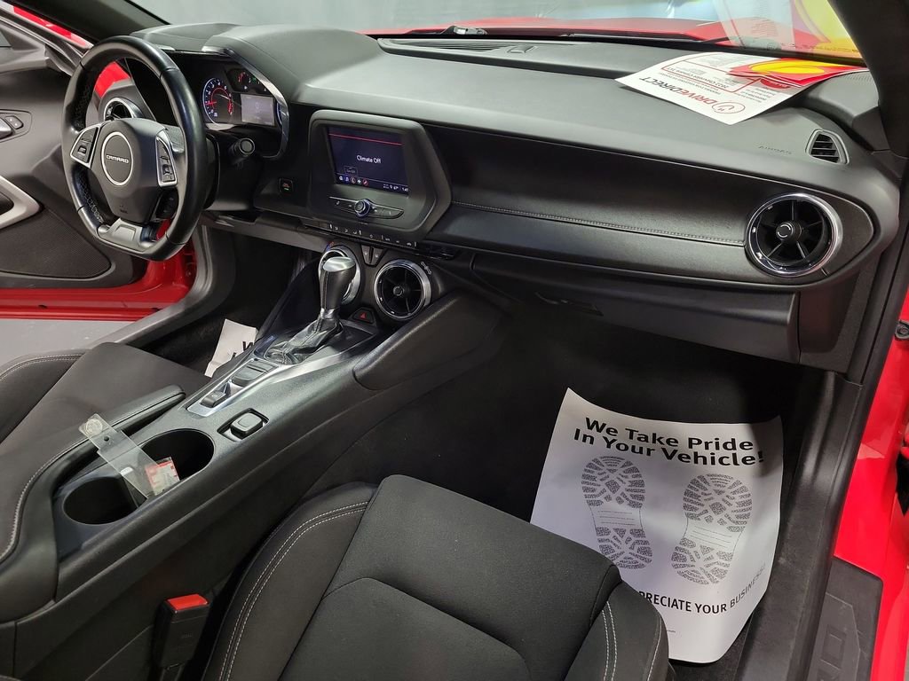 Used 2022 Chevrolet Camaro LT image 22