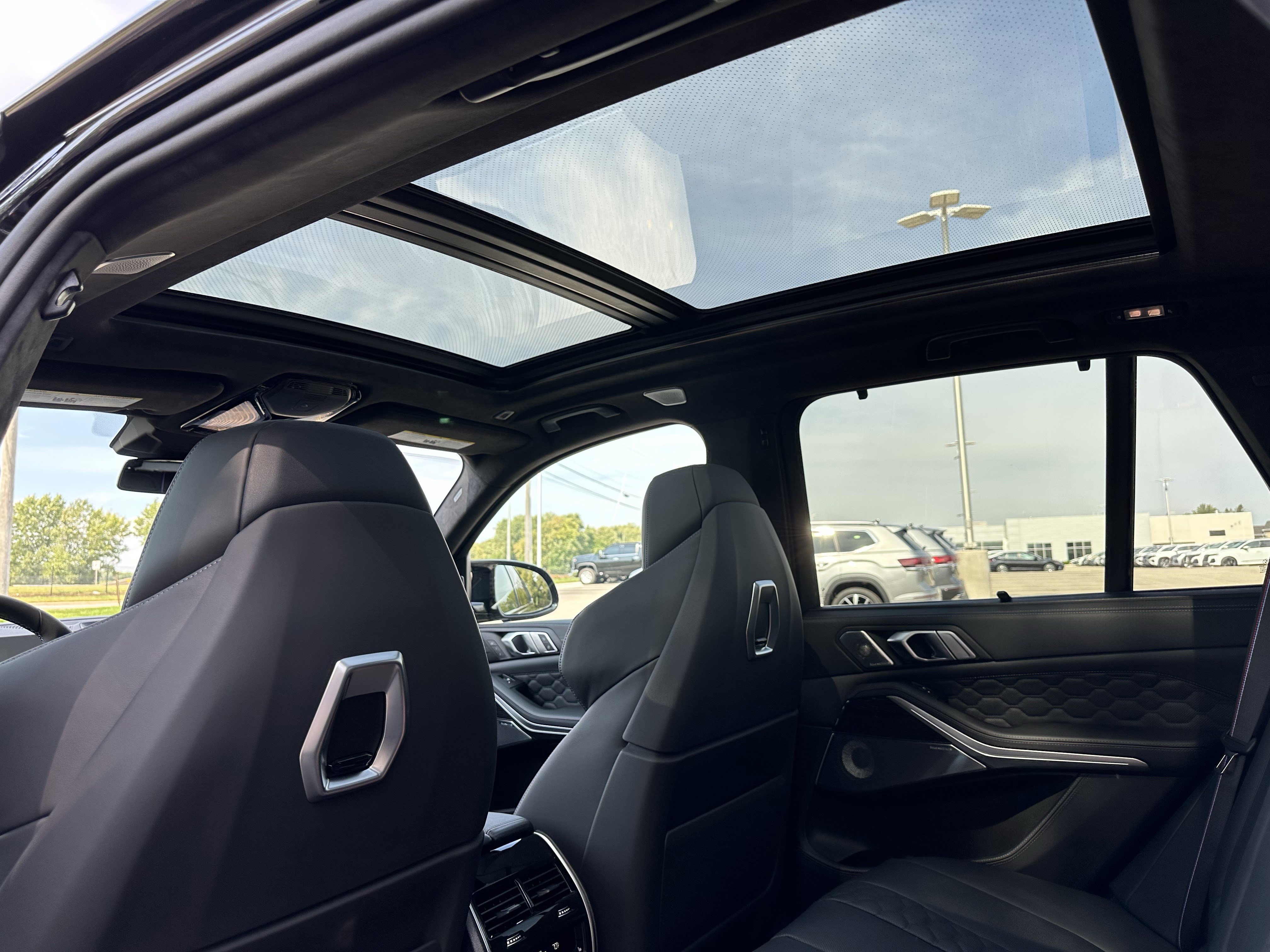 New 2026 BMW X5 M Competition w/ Executive Package image 21