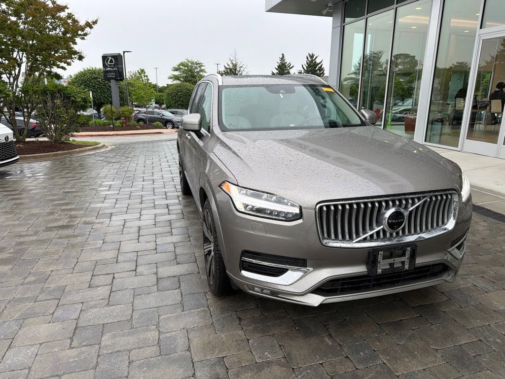 Used 2021 Volvo XC90 T6 Inscription AWD/4WD image 2