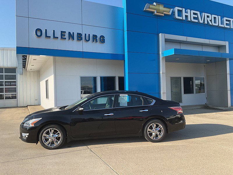 Used 2015 Nissan Altima 2.5 SL w/ Technology Package FWD image 1