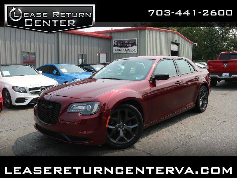 Used 2020 Chrysler 300 Touring w/ Sport Appearance Package RWD image 1