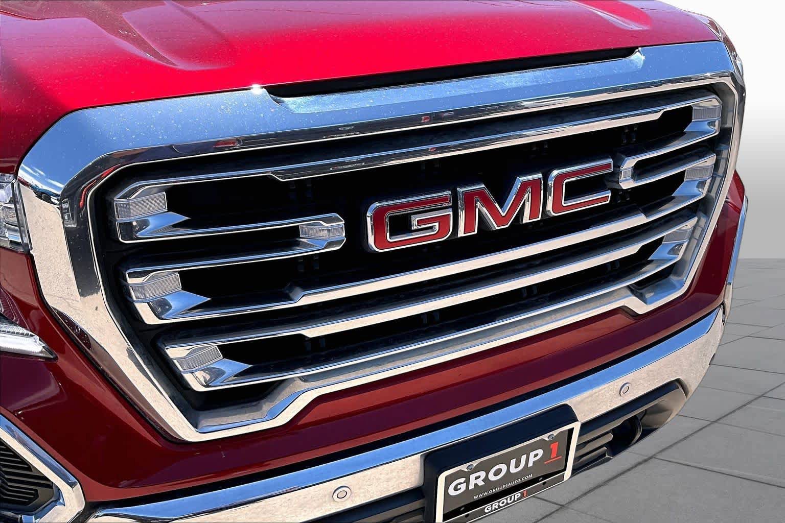 Used 2021 GMC Sierra 1500 SLT AWD/4WD image 30