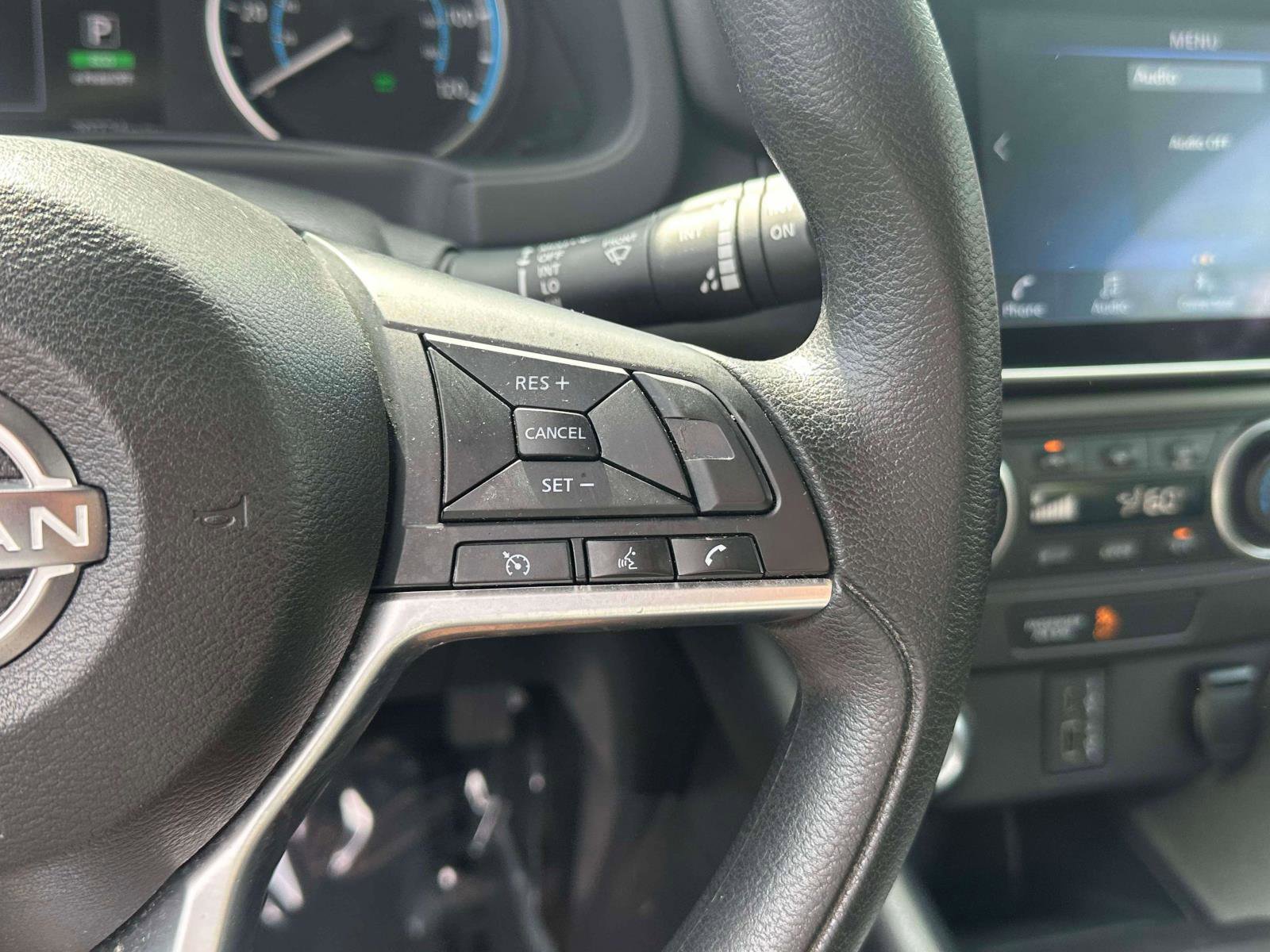 Used 2023 Nissan Leaf S image 18