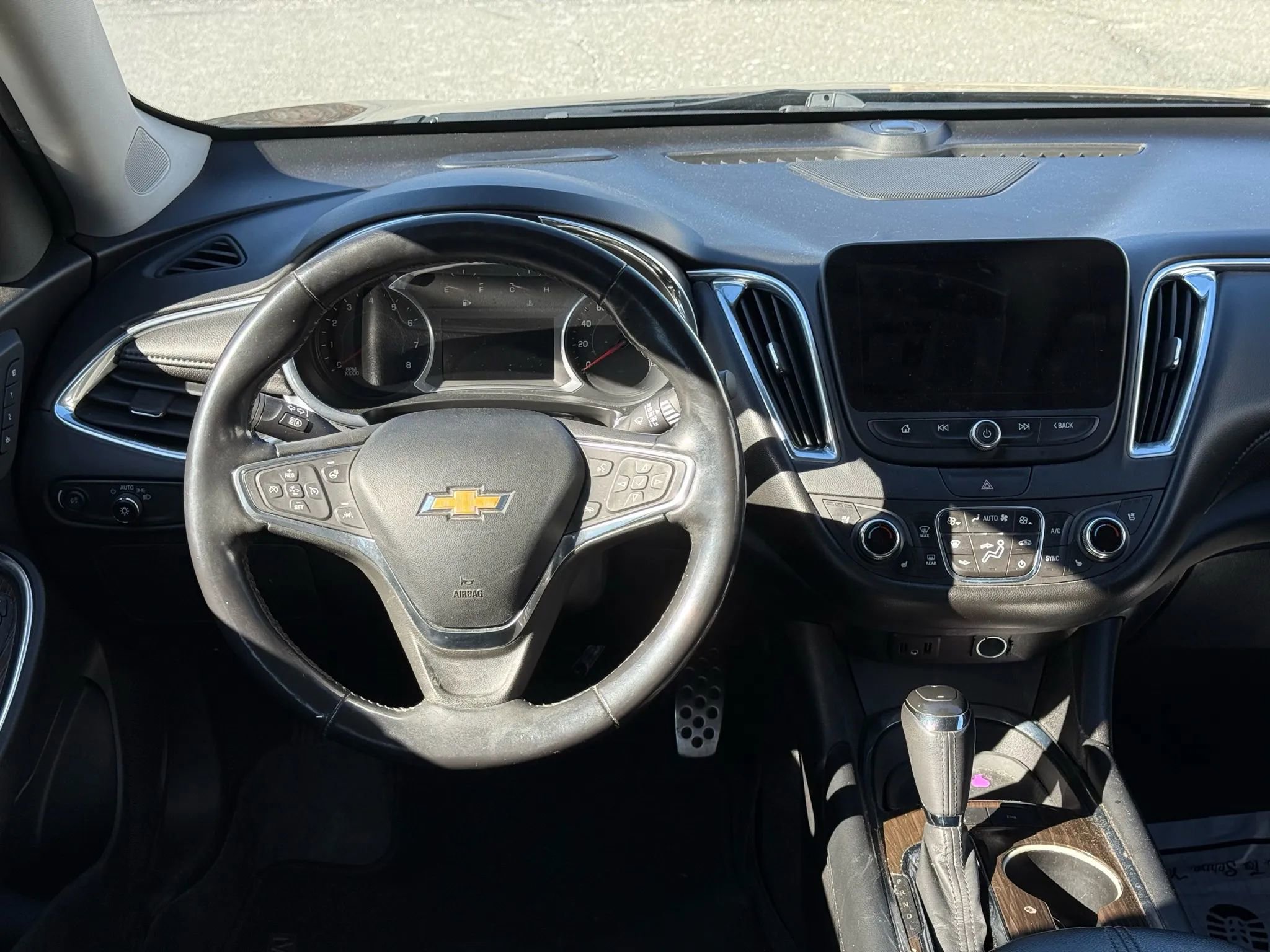 Used 2016 Chevrolet Malibu Premier w/ Driver Confidence Package image 21