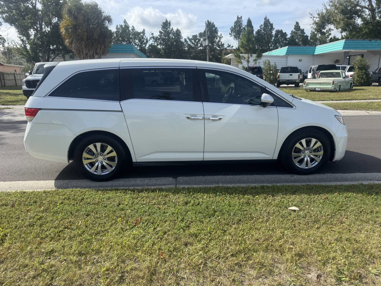 Used 2016 Honda Odyssey EX-L image 5