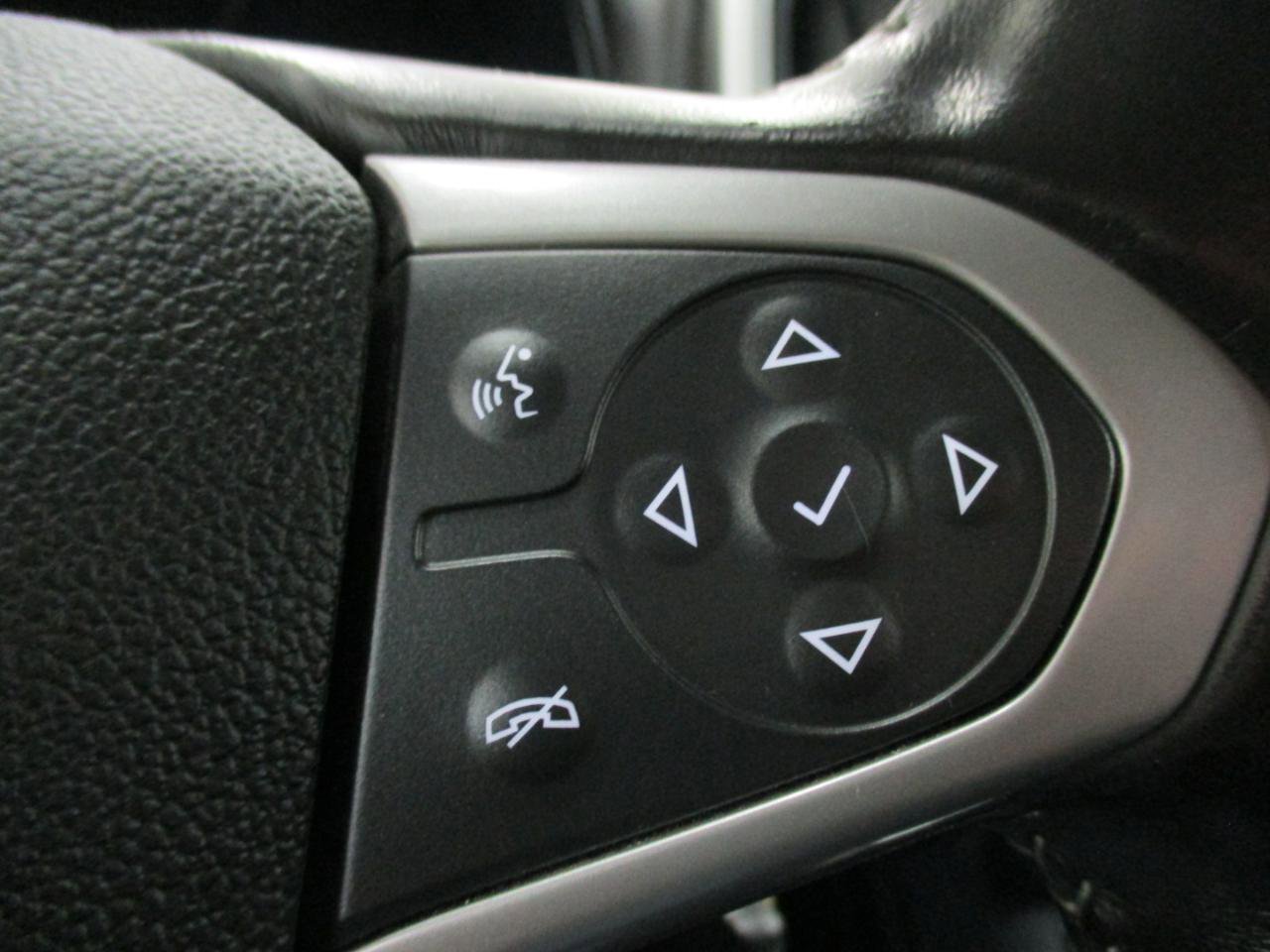 Used 2016 Chevrolet Colorado LT w/ LT Convenience Package image 23