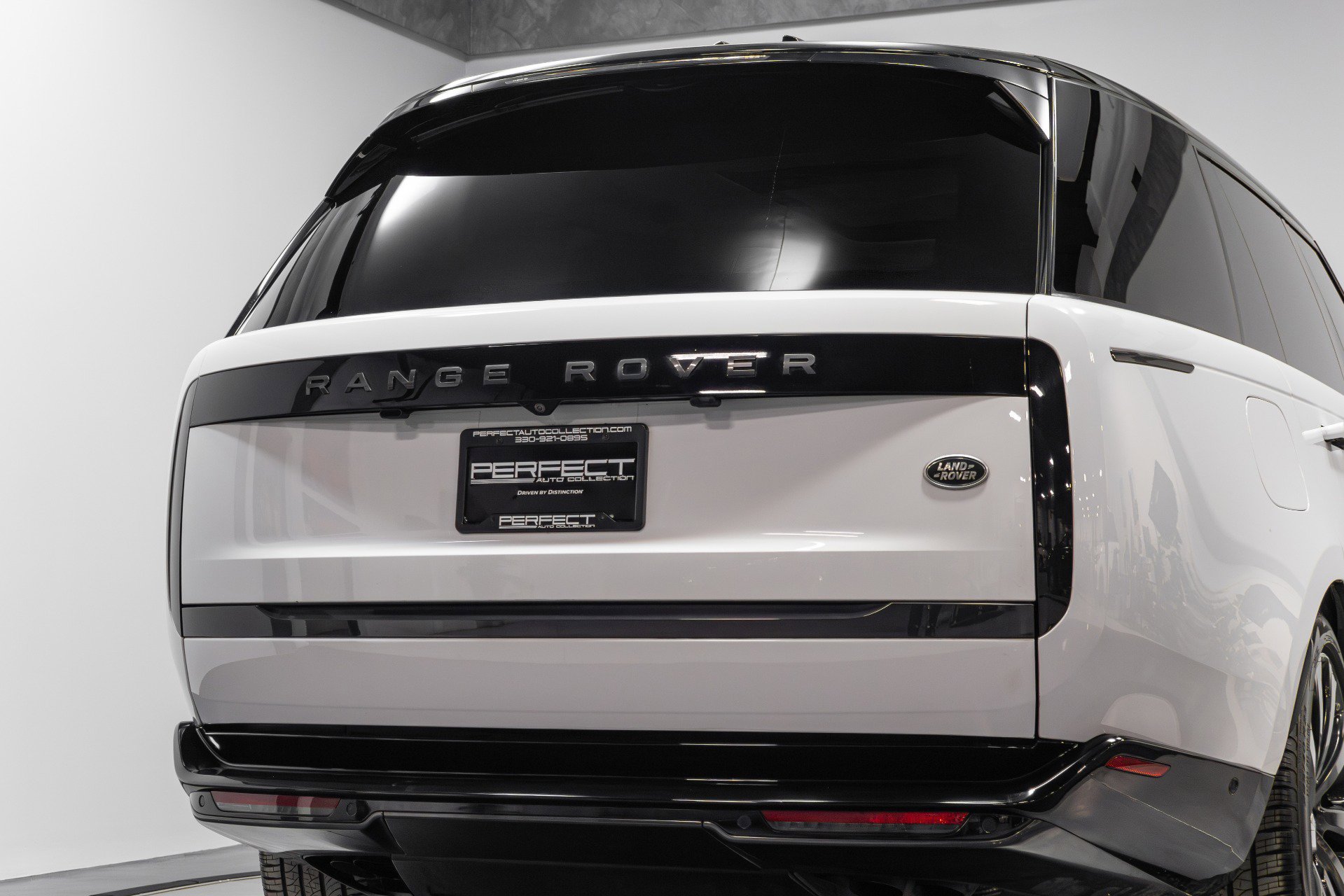 Used 2023 Land Rover Range Rover Long Wheelbase Autobiography image 78