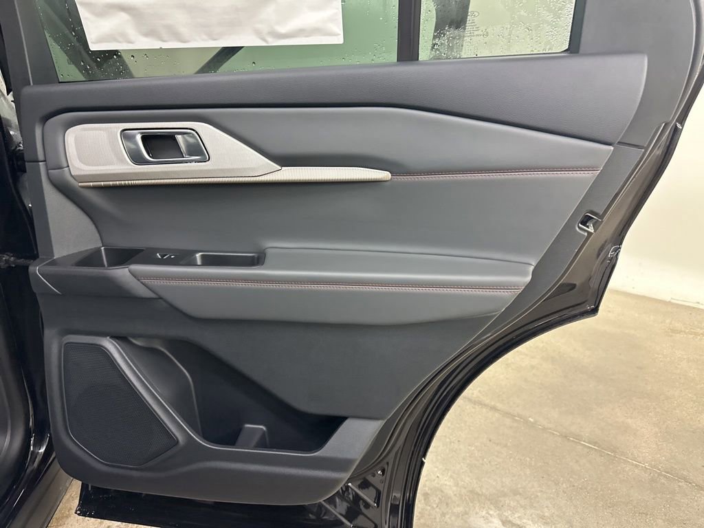 New 2026 Ford Explorer Active AWD/4WD image 21