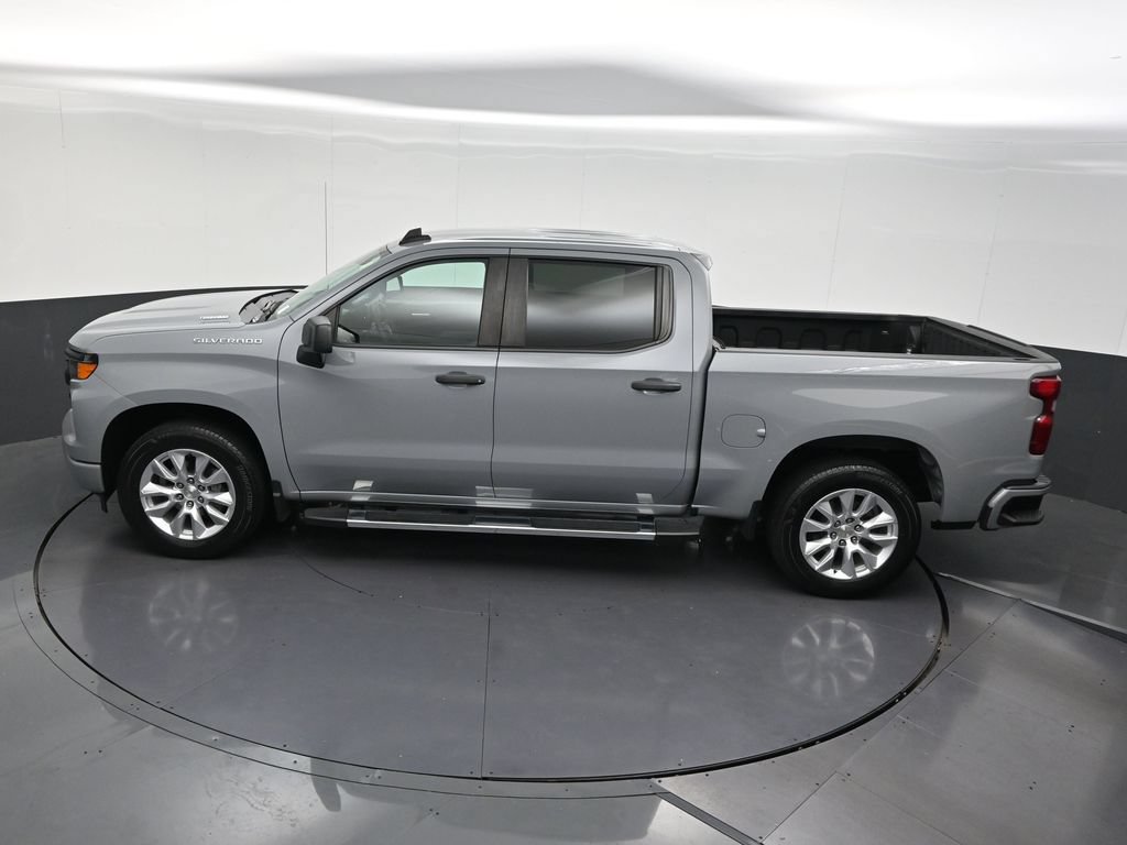Used 2024 Chevrolet Silverado 1500 Custom RWD image 16