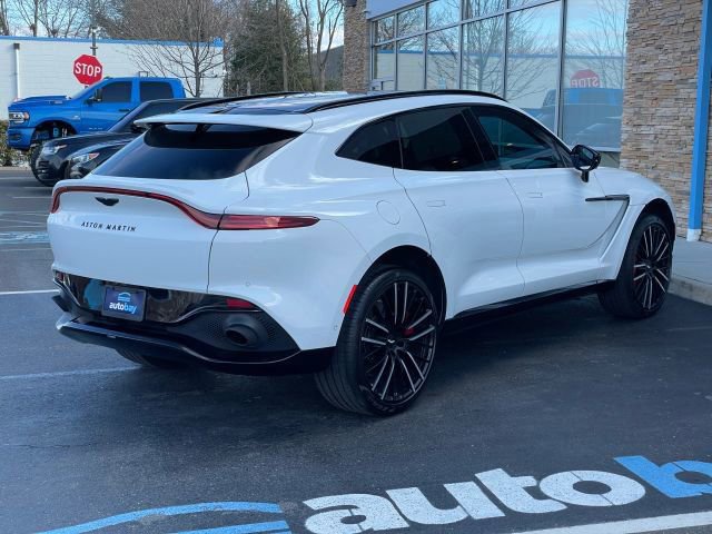 Used 2023 Aston Martin DBX image 13