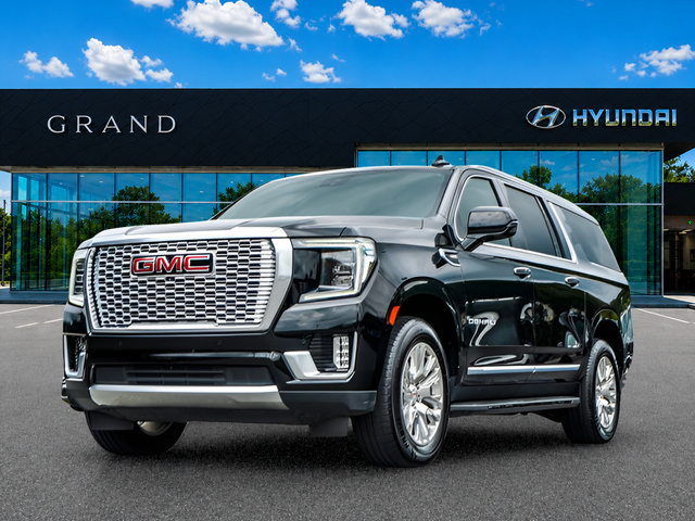 Used 2024 GMC Yukon XL Denali AWD/4WD image 2