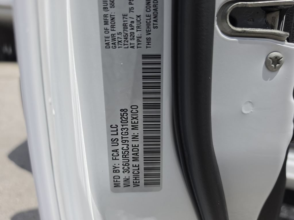 New 2026 RAM 2500 Tradesman AWD/4WD image 32