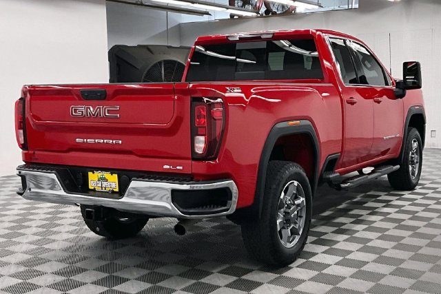 Used 2025 GMC Sierra 2500 SLE w/ SLE Value Package; AWD/4WD image 13