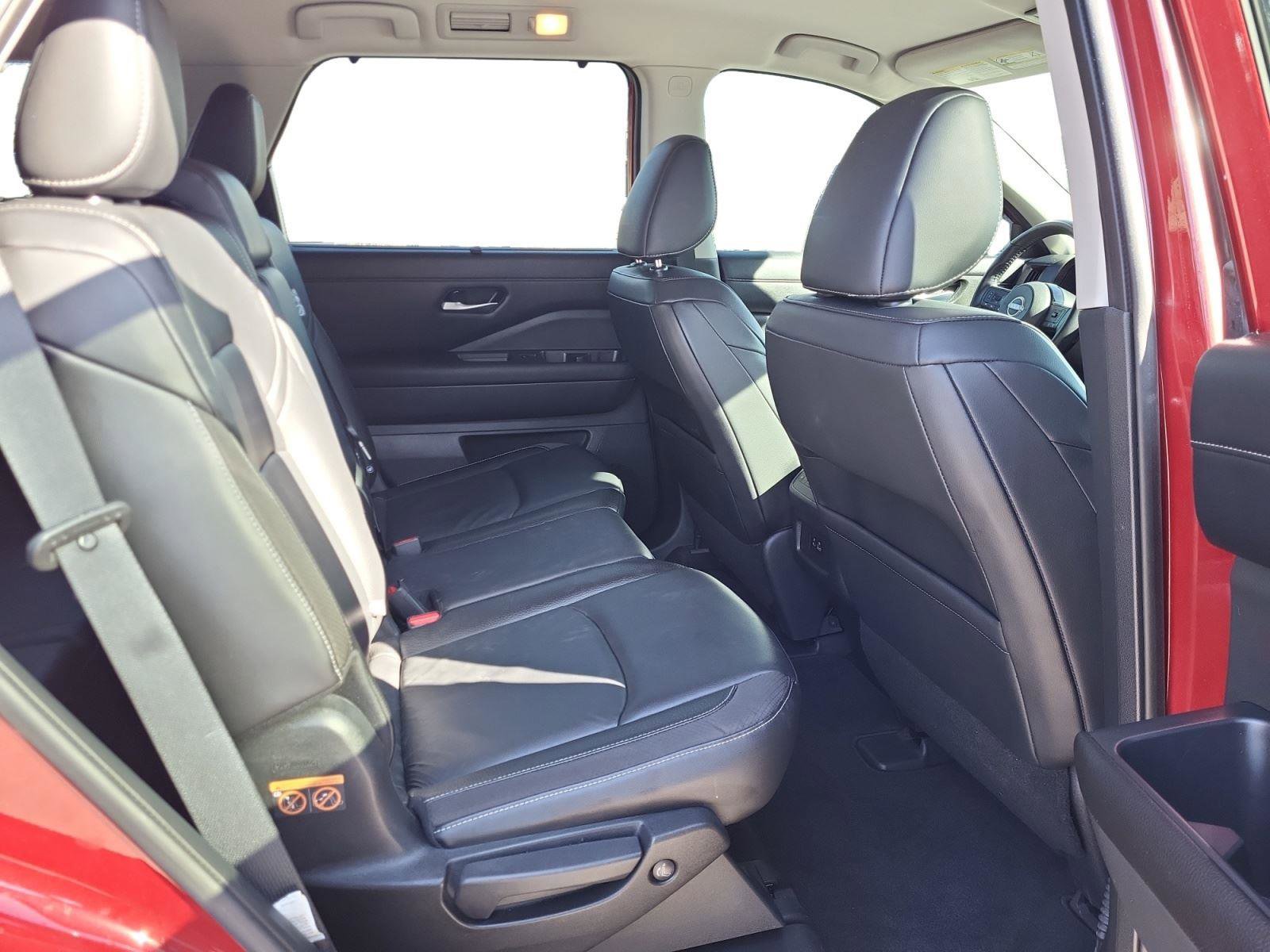 Used 2022 Nissan Pathfinder SL image 26