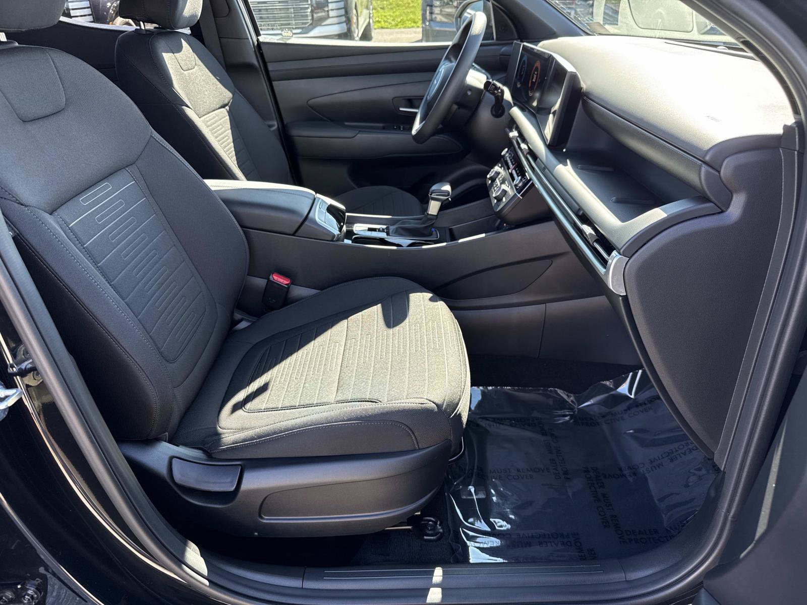 Certified 2025 Hyundai Santa Cruz SE AWD/4WD image 20