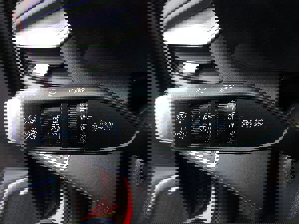 Used 2025 Buick Enclave Preferred image 12