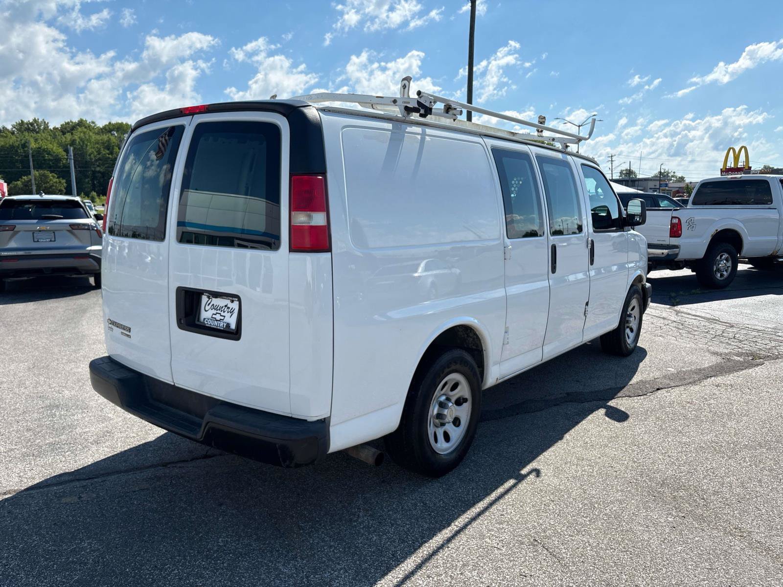Used 2014 Chevrolet Express 1500 RWD image 5