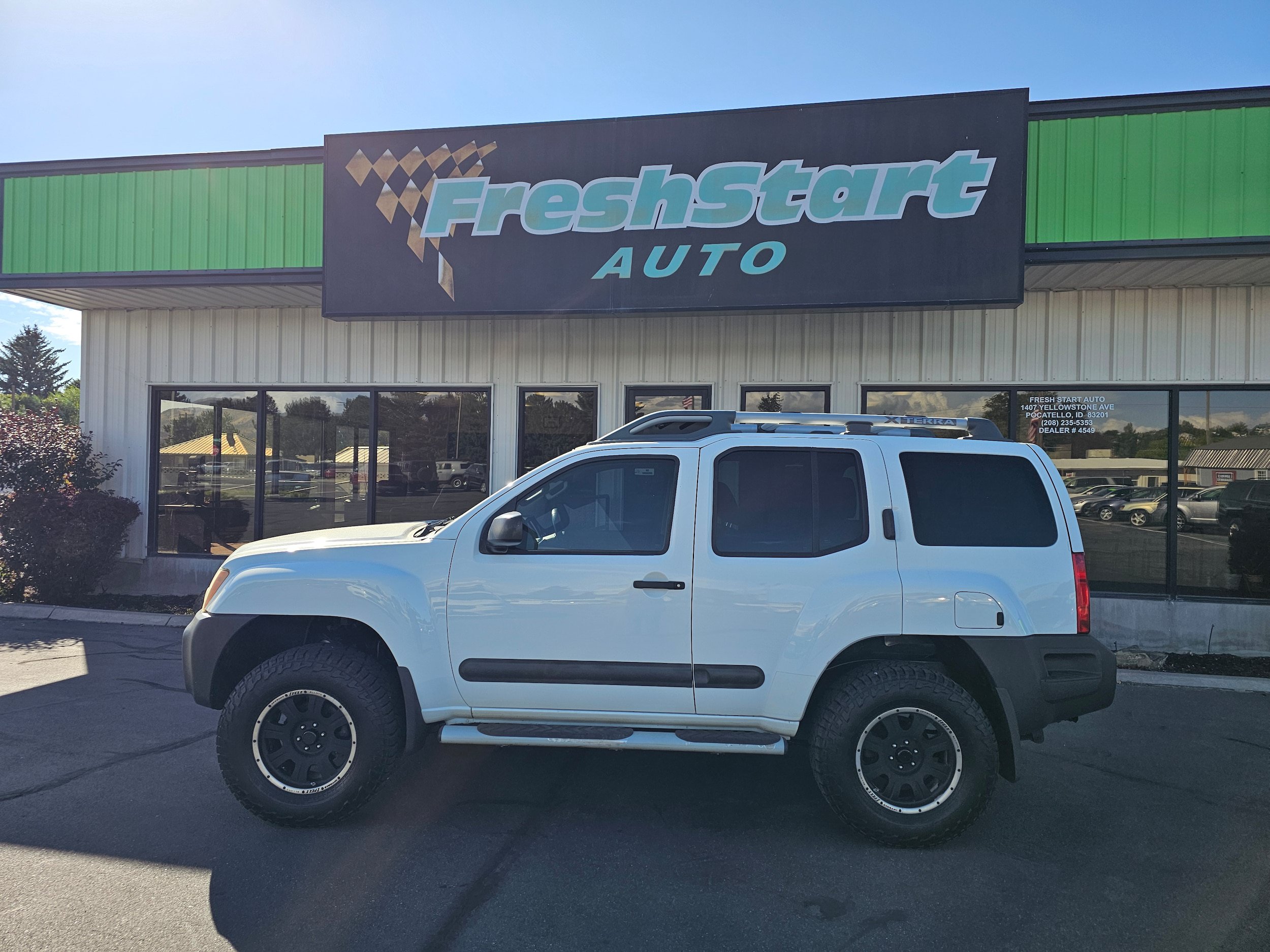 Used 2015 Nissan Xterra S w/ Value Package AWD/4WD image 1