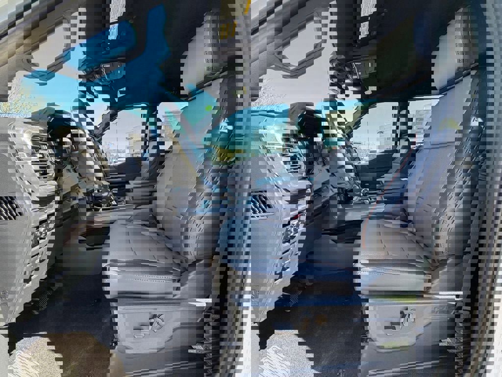 New 2026 Ford F150 Lariat w/ Equipment Group 501A Mid image 16