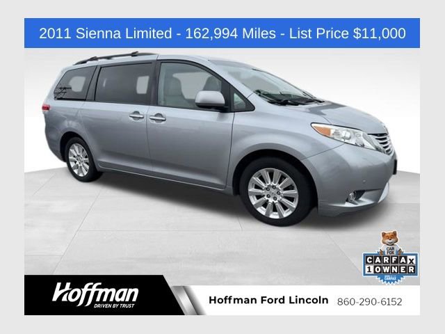 Used 2011 Toyota Sienna Limited w/ Premium Pkg image 1