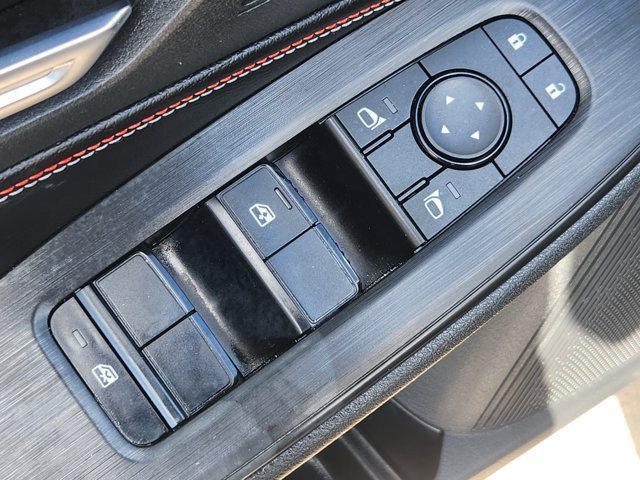 Used 2026 Nissan Sentra SR w/ Floor Mat Package FWD image 20