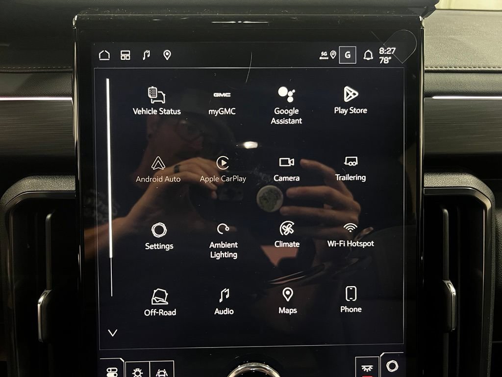 New 2026 GMC Acadia AT4 w/ Luxury Package AWD/4WD image 25