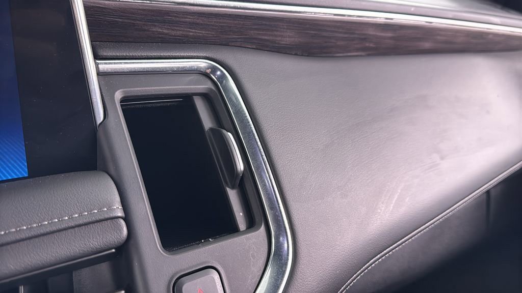 Used 2024 Chevrolet Tahoe LT image 35