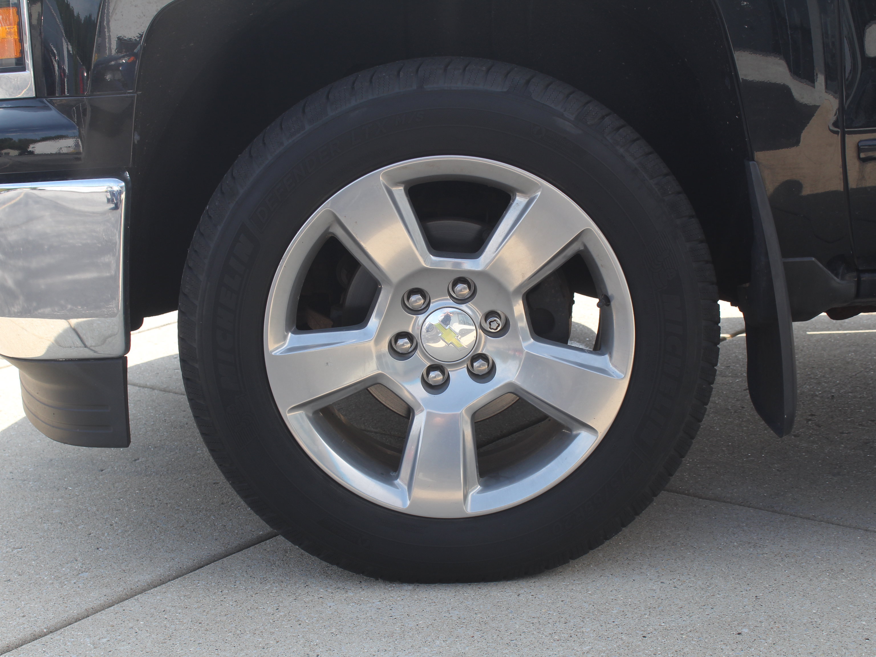 Used 2015 Chevrolet Silverado 1500 LT w/ LT Convenience Package AWD/4WD image 31