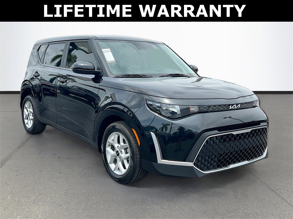 Certified 2023 Kia Soul LX w/ Option Group 015
