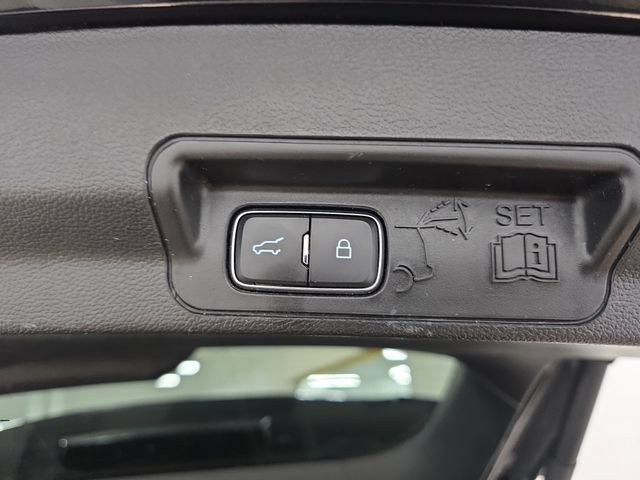 Used 2020 Ford Explorer ST w/ Premium Technology Package AWD/4WD image 36