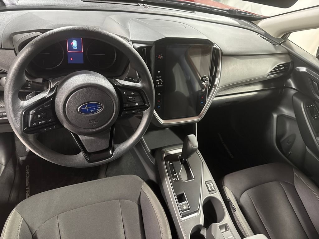 Used 2025 Subaru Crosstrek 2.0i Premium image 4