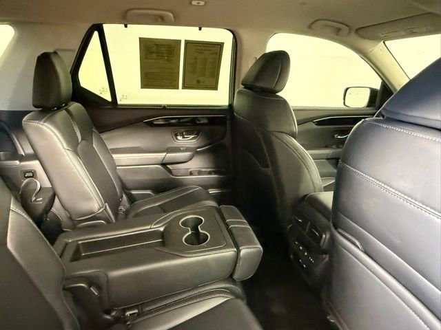 Used 2025 Honda Pilot EX-L image 42