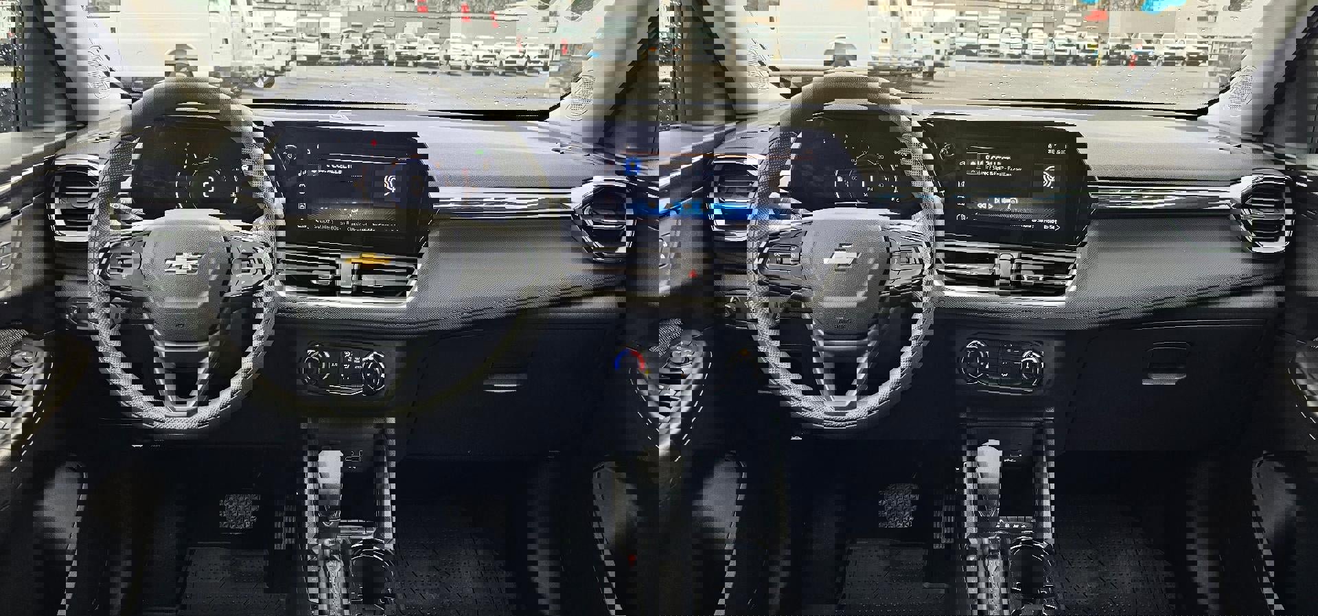 Used 2024 Chevrolet TrailBlazer LS w/ LS Convenience Package image 12