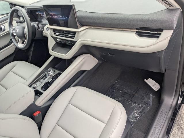 New 2026 Ford Explorer Active w/ Active Comfort Package AWD/4WD image 24