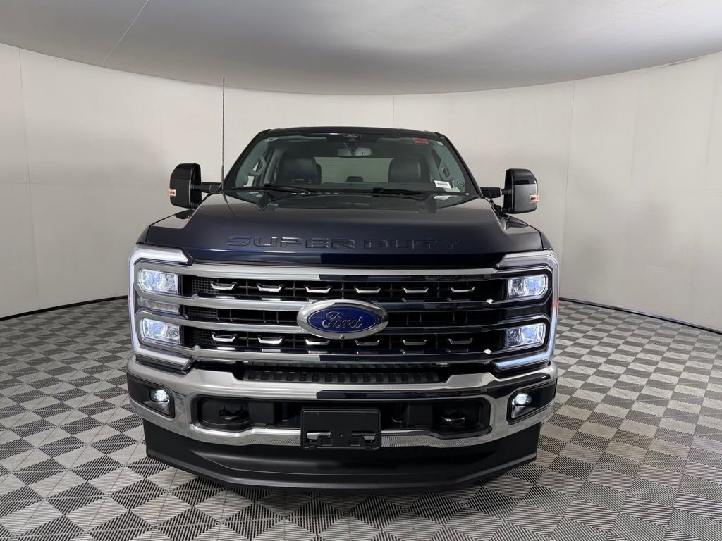 Used 2025 Ford F250 Lariat image 10