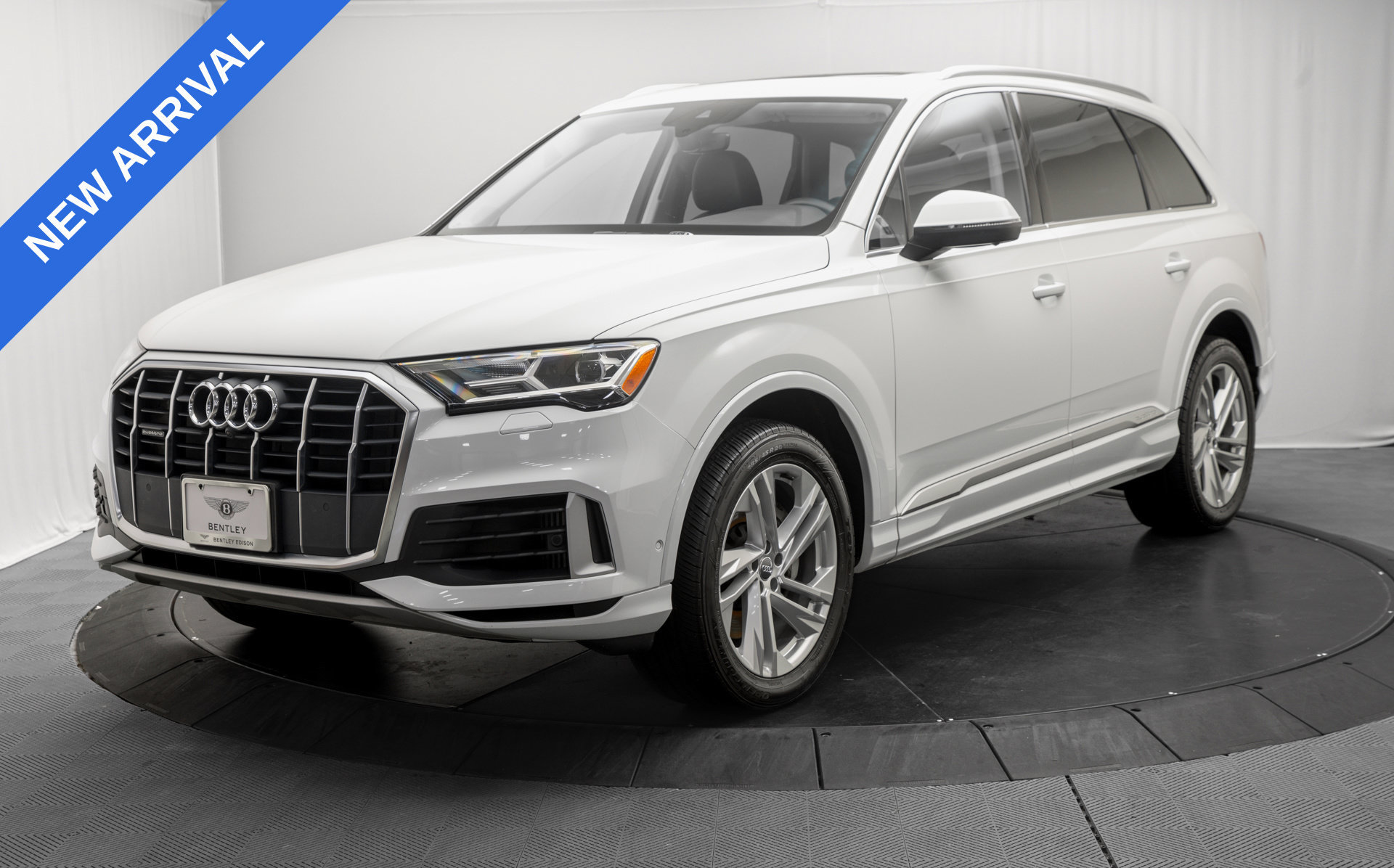 Used 2020 Audi Q7 3.0T Premium Plus AWD/4WD image 3