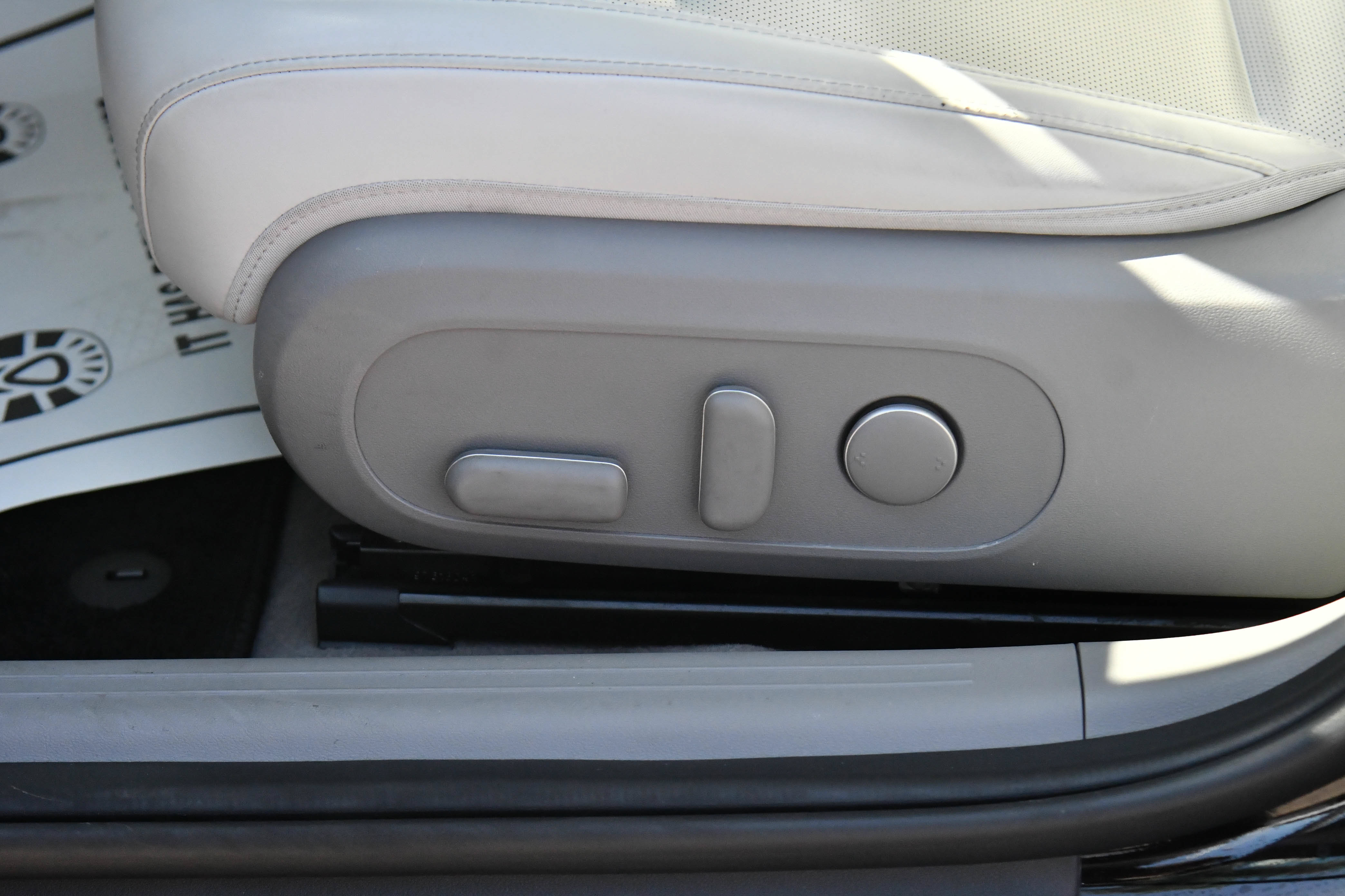 Used 2024 Hyundai Ioniq 6 SEL RWD image 17