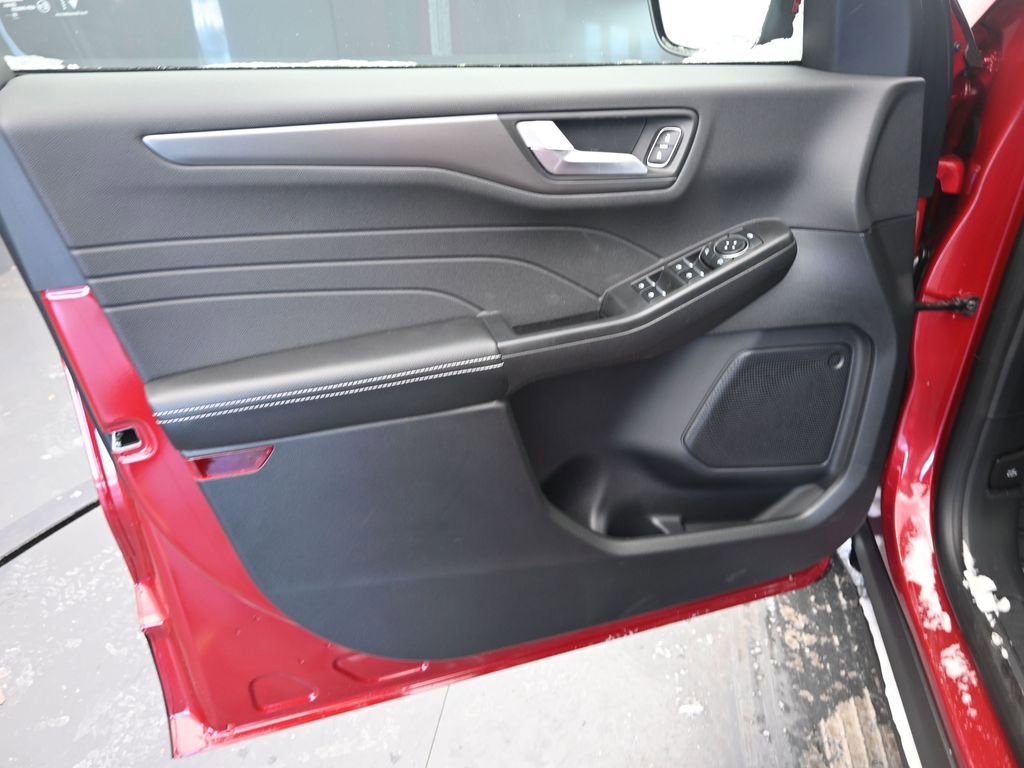 New 2026 Ford Escape SE image 17