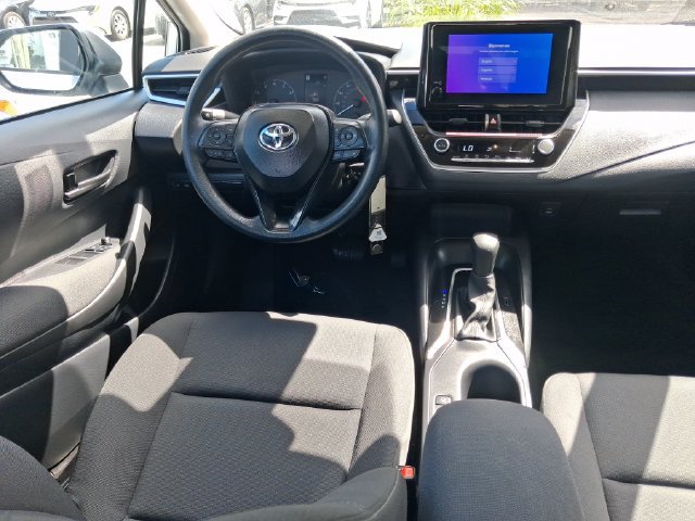 Used 2025 Toyota Corolla LE FWD image 8