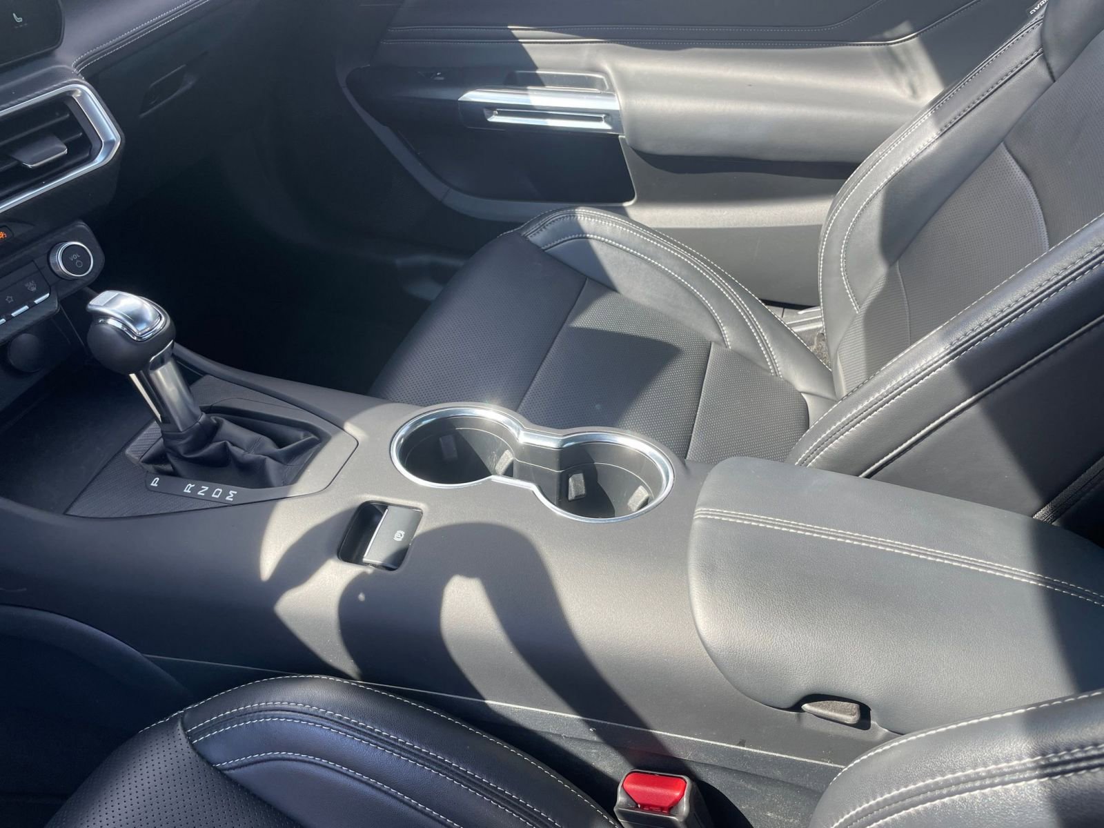 Used 2025 Ford Mustang GT Premium image 41