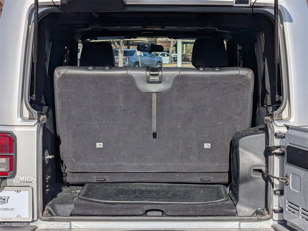 Used 2012 Jeep Wrangler Sahara image 18