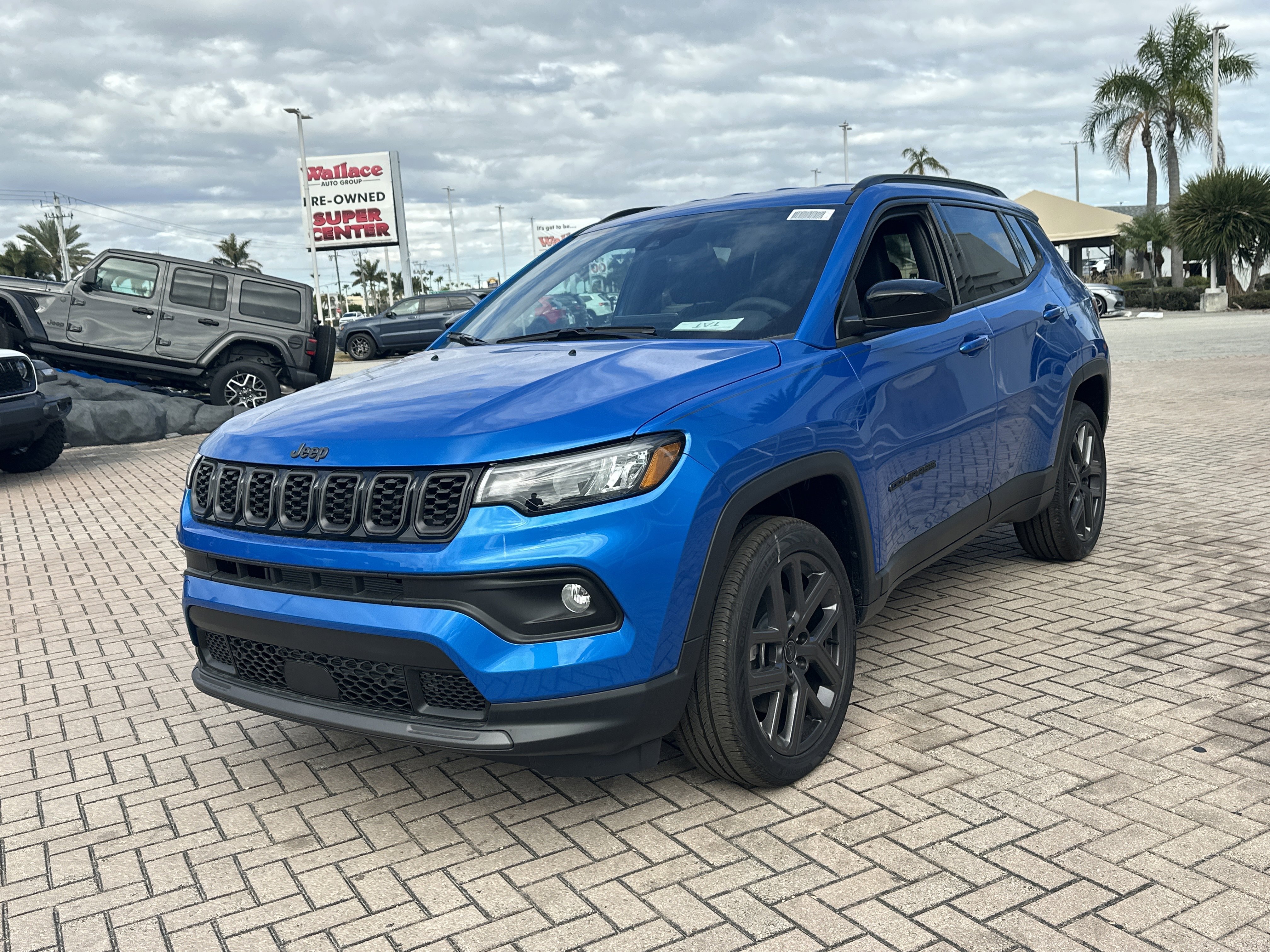 New 2026 Jeep Compass Latitude image 26