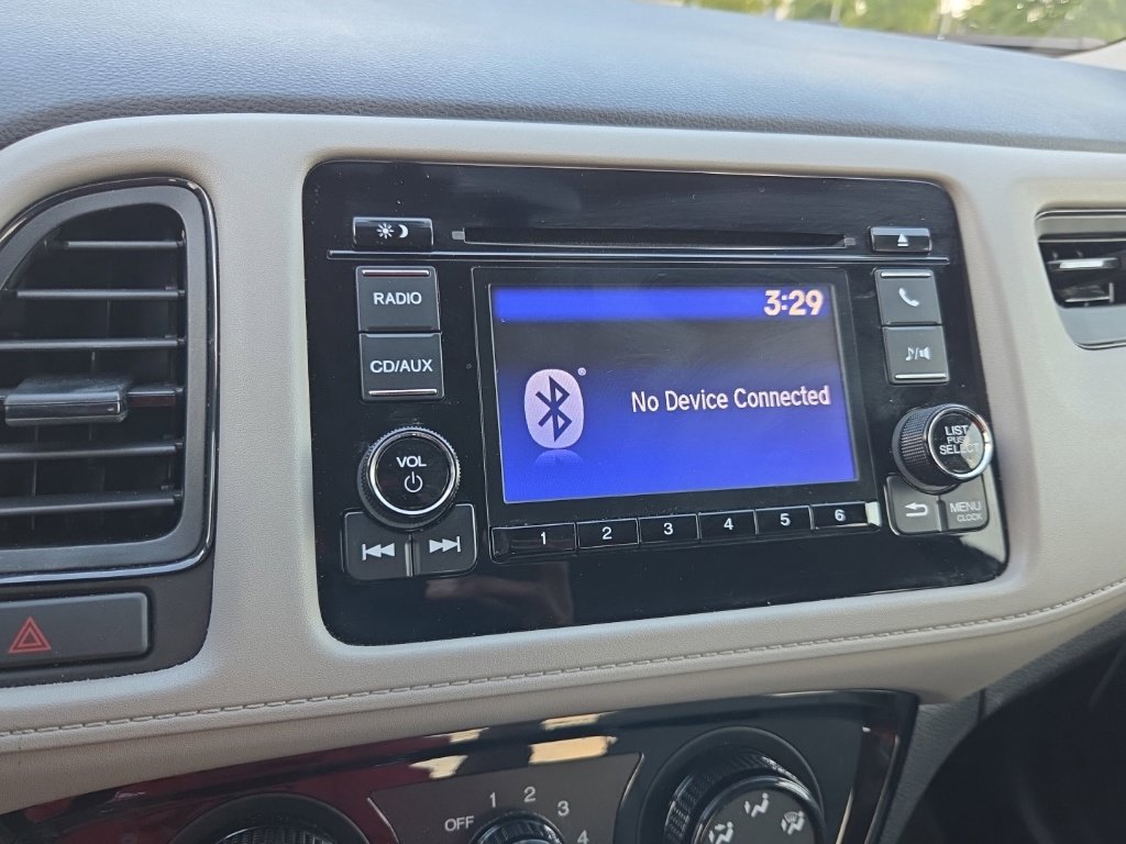 Used 2016 Honda HR-V LX image 39