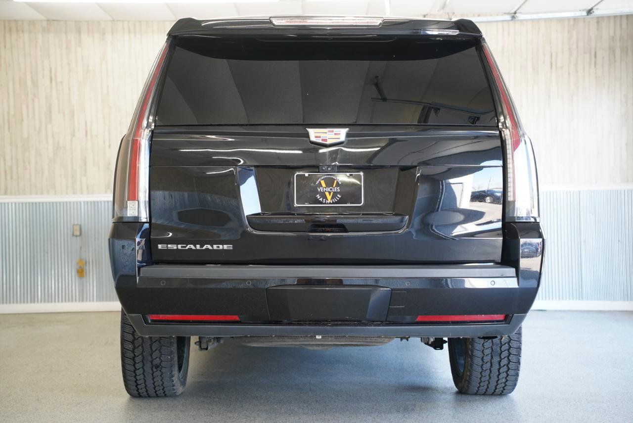 Used 2019 Cadillac Escalade ESV Platinum w/ Escalade Sport Edition image 9