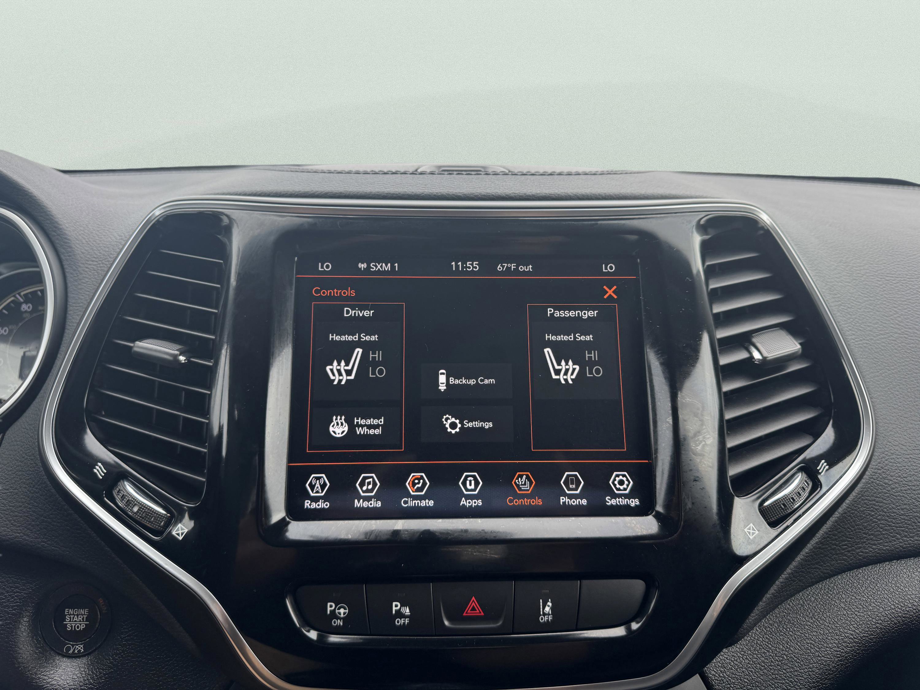 Certified 2022 Jeep Cherokee Limited AWD/4WD image 19