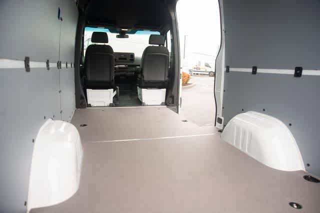 Used 2025 Mercedes-Benz Sprinter 2500 image 37