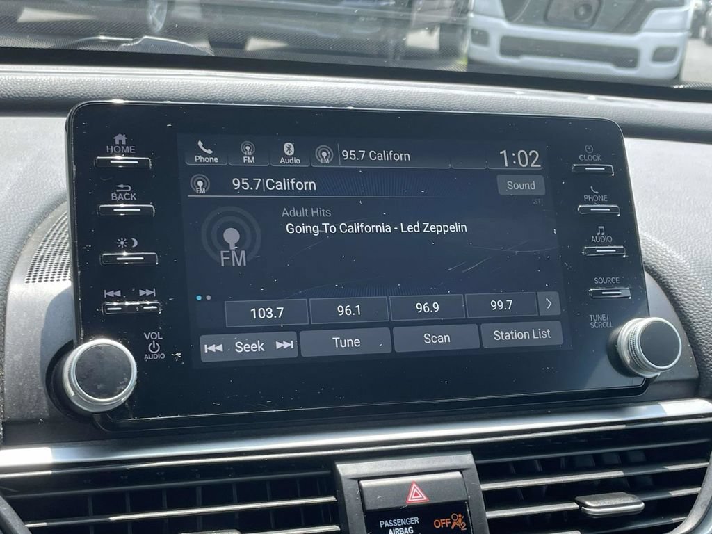 Used 2018 Honda Accord Sport image 37