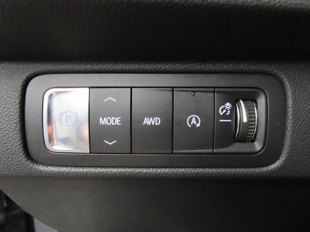 Used 2024 Chevrolet Traverse RS w/ LPO, Floor Liner Package image 57